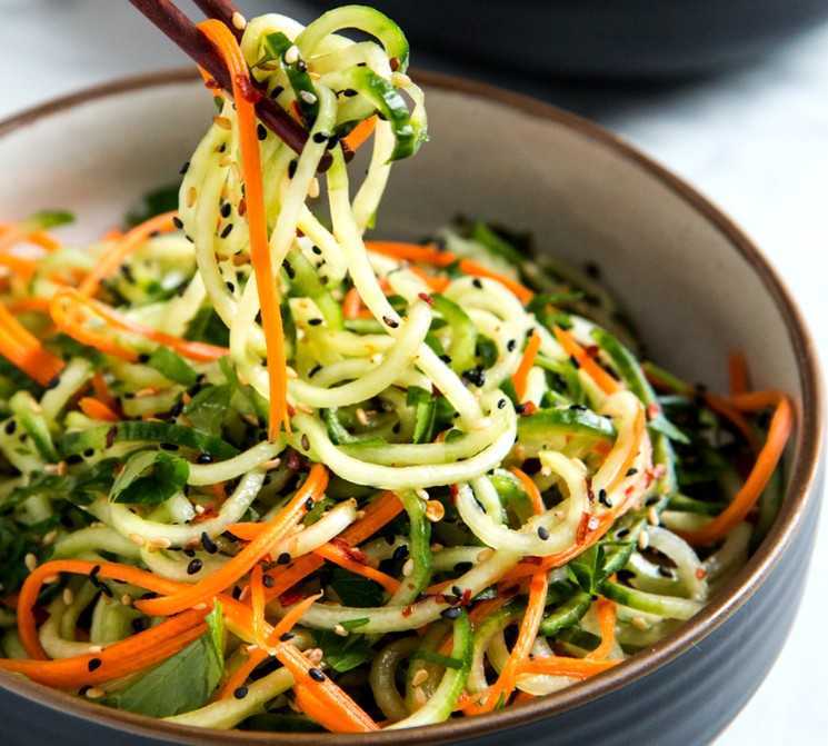 Морковные оладьи – 8 рецептов приготовления