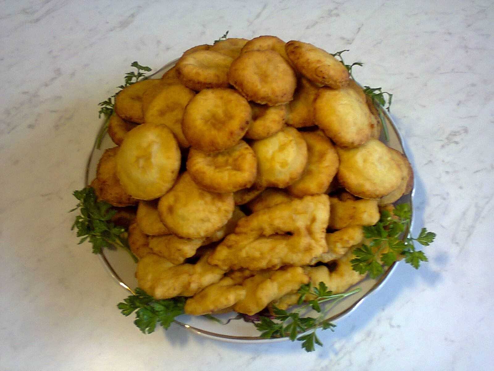 Как приготовить быстрый «хворост» с помощью ...картофельной толкушки