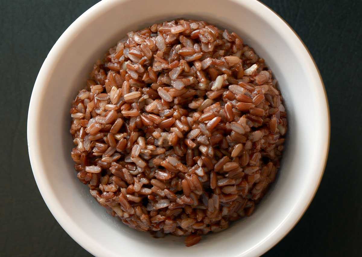 Что приготовить из бурого риса: 7 рецептов с мясом и без него